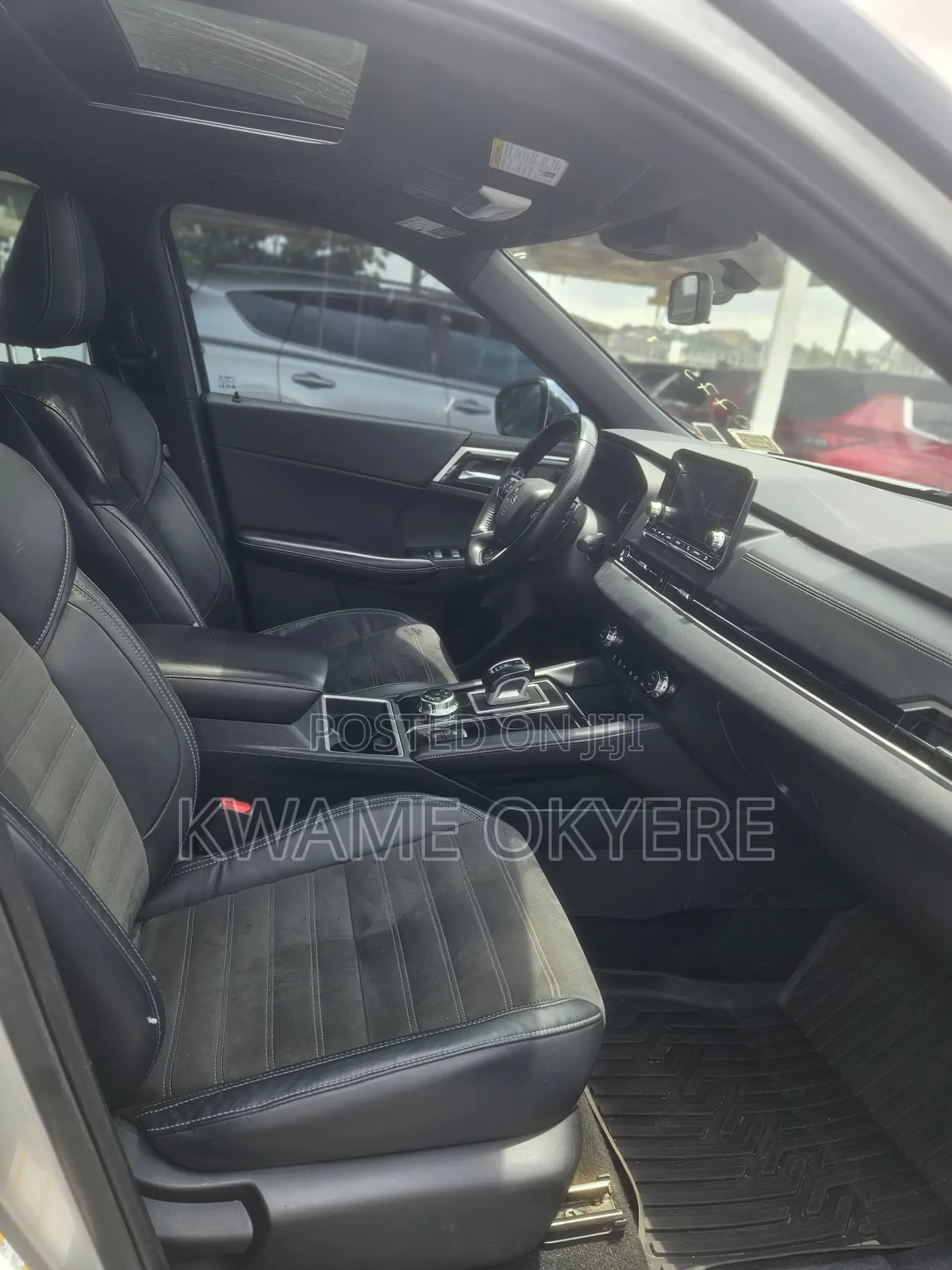 Mitsubishi Outlander SE Launch Edition 2022 Silver