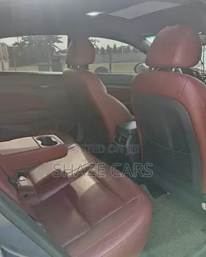 Hyundai Avante 2018 Blue