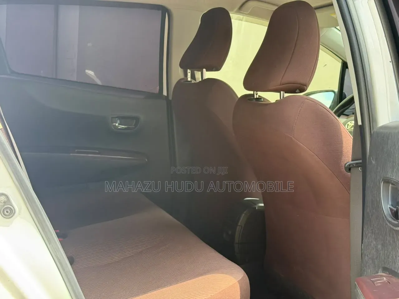 Toyota Vitz 1.3 AWD 3dr 2012 Silver