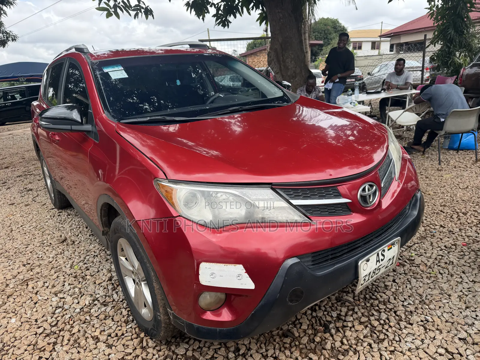 Toyota RAV4 XLE 4dr SUV (2.5L 4cyl 6A) 2015 Red
