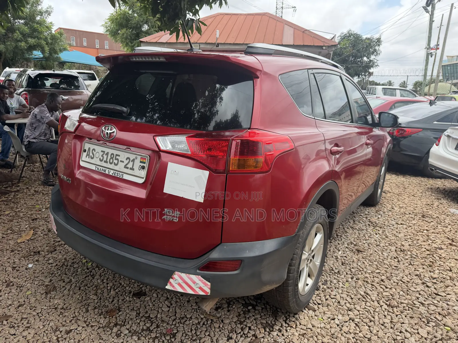 Toyota RAV4 XLE 4dr SUV (2.5L 4cyl 6A) 2015 Red
