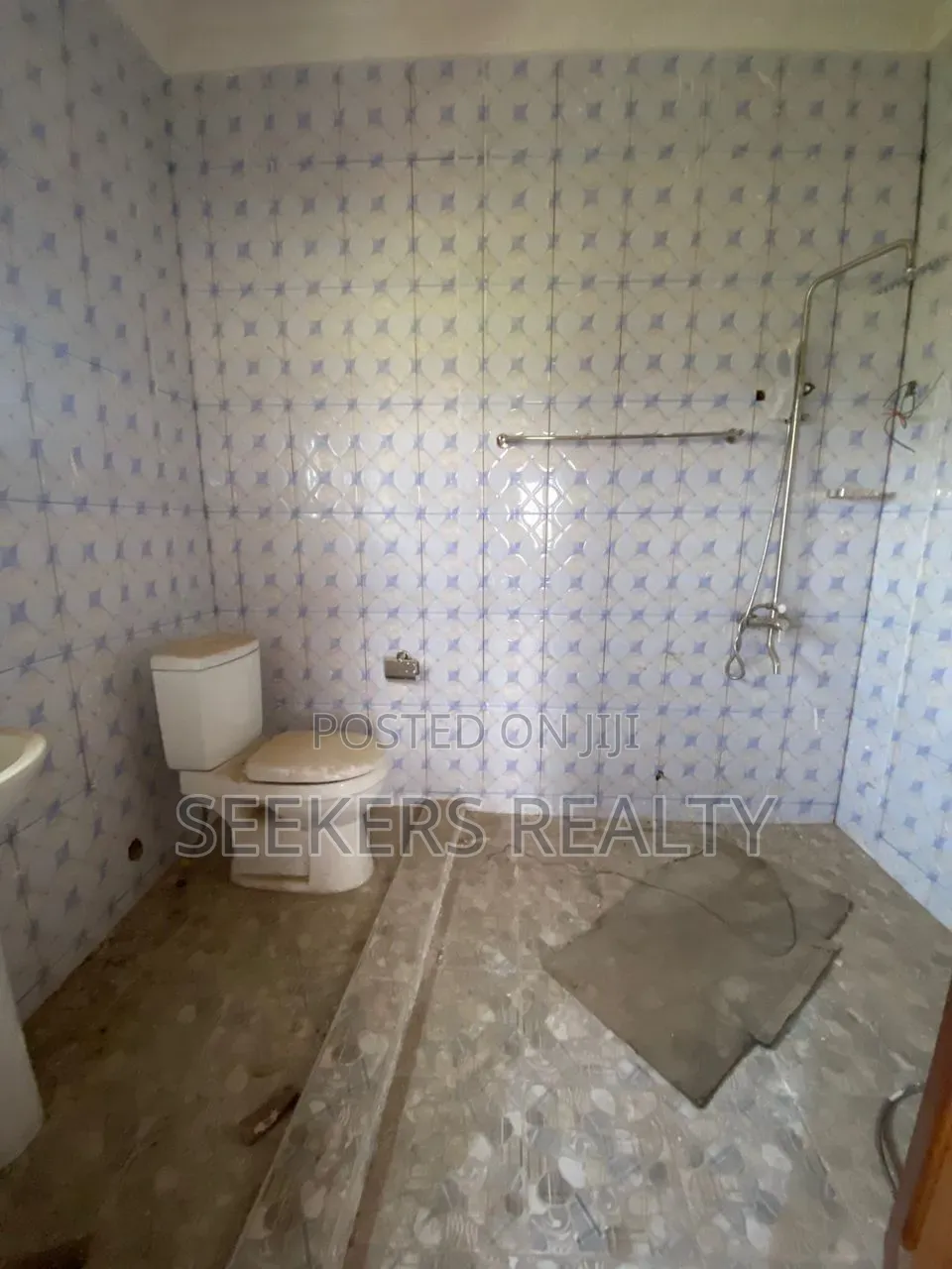 5bdrm House in Seekers Realty, Otano for rent