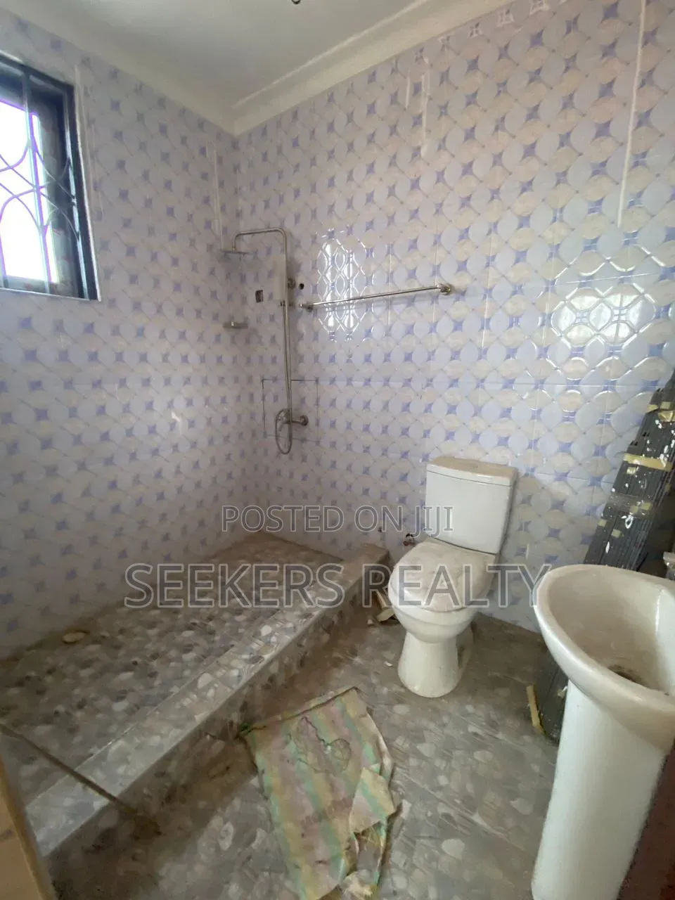 5bdrm House in Seekers Realty, Otano for rent