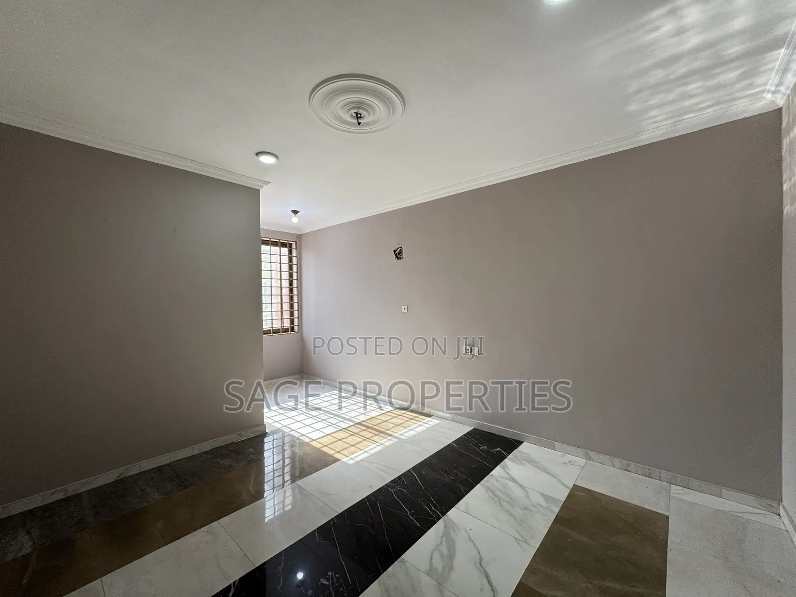 2bdrm Apartment in Boundary Road Area for rent