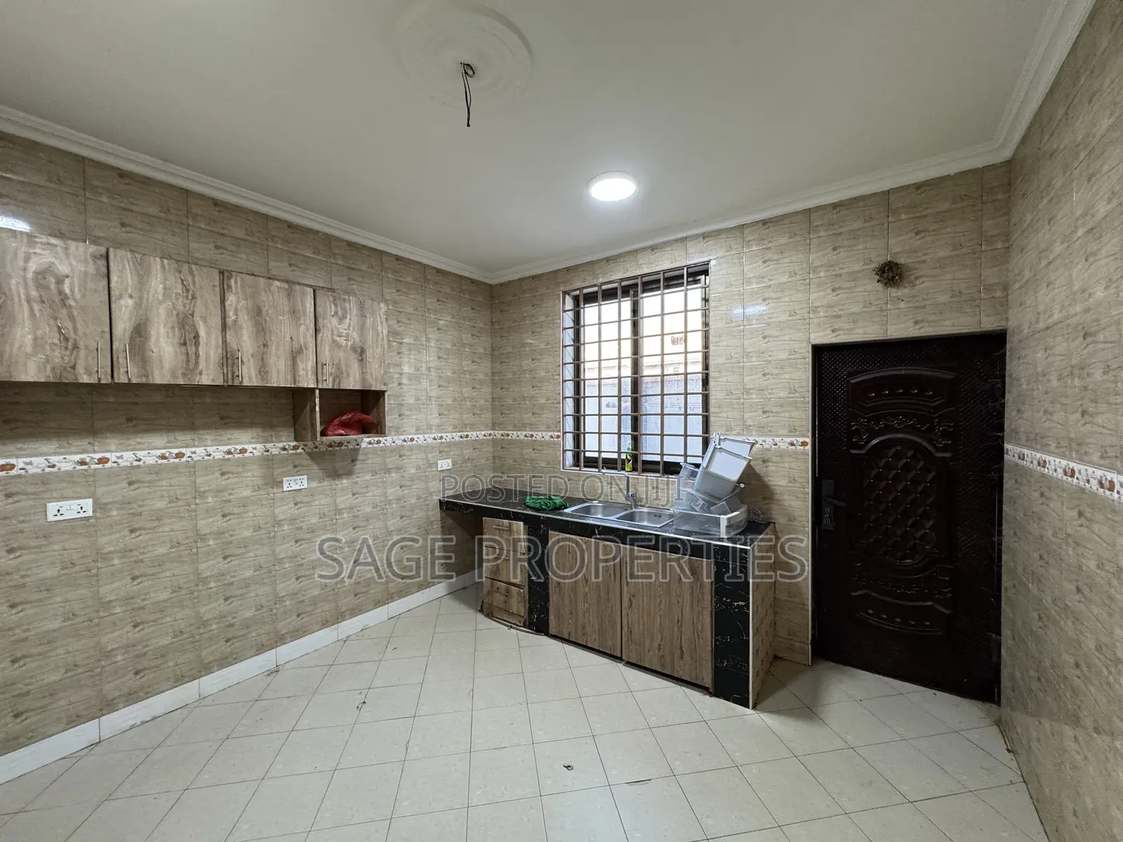 2bdrm Apartment in Boundary Road Area for rent