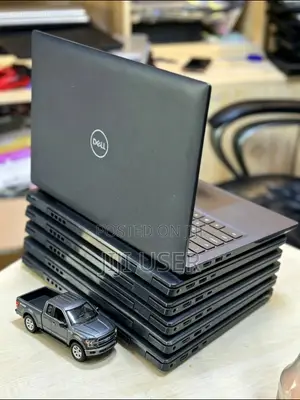 Laptop Dell Latitude 3300 8GB Intel Core i5 SSD 256GB
