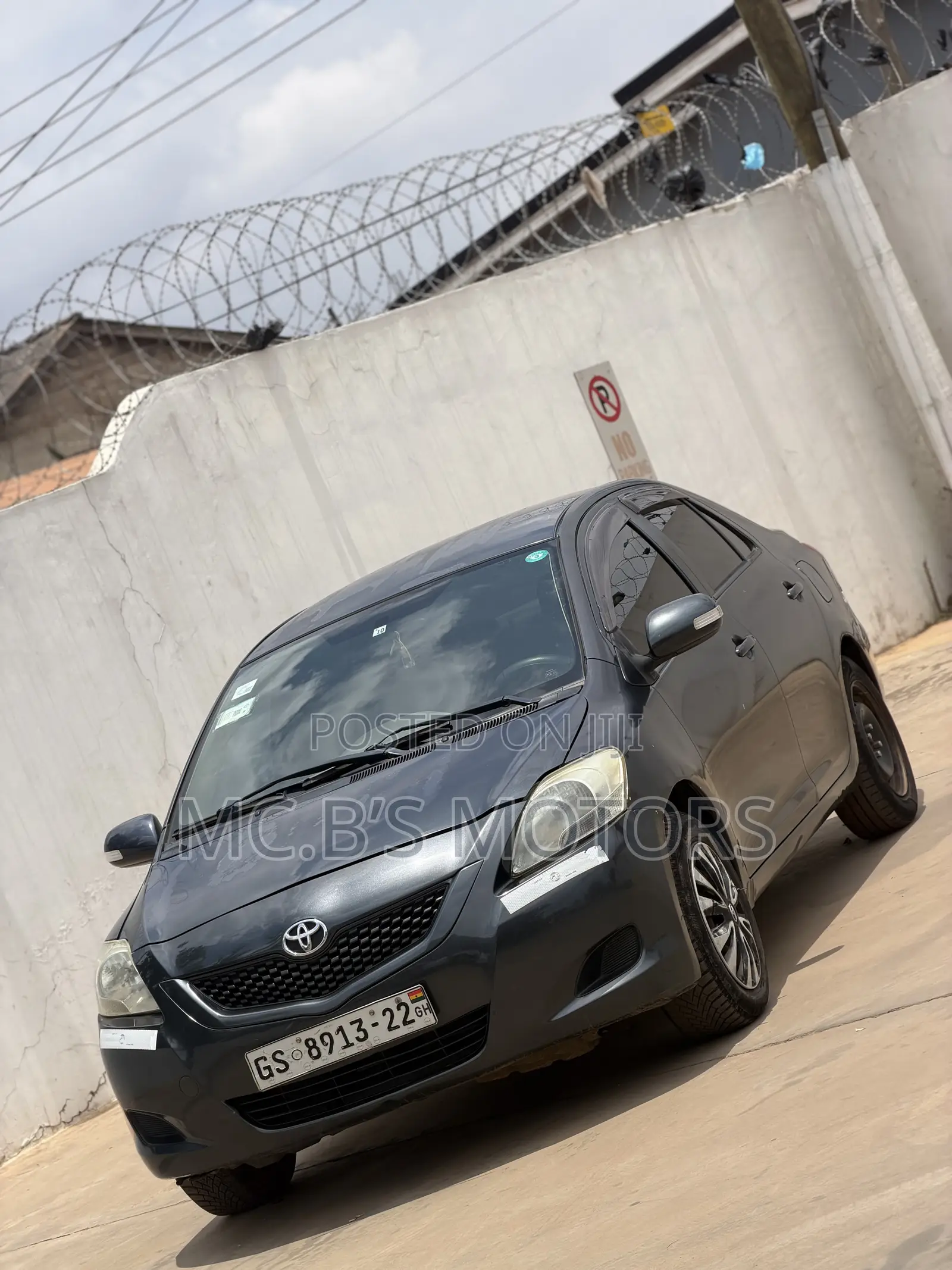 Toyota Belta 2012 Silver