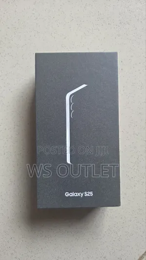 New Samsung Galaxy S25 128 GB Silver