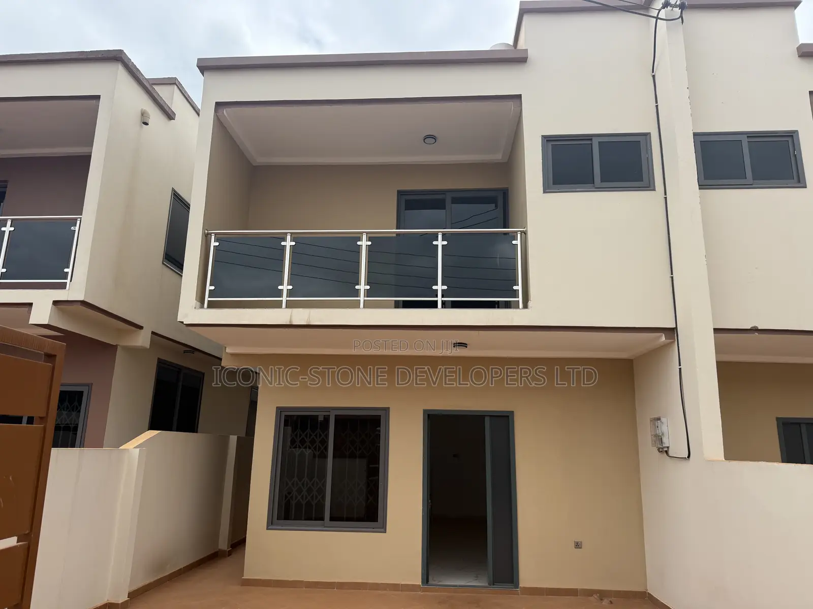 3bdrm Duplex in Pantang, Adenta for sale