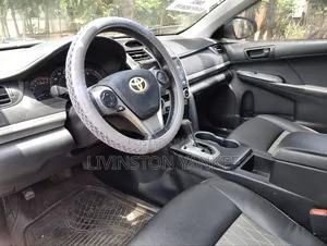 Toyota Camry XLE 4dr Sedan (2.5L 4cyl 6A) 2015 Silver