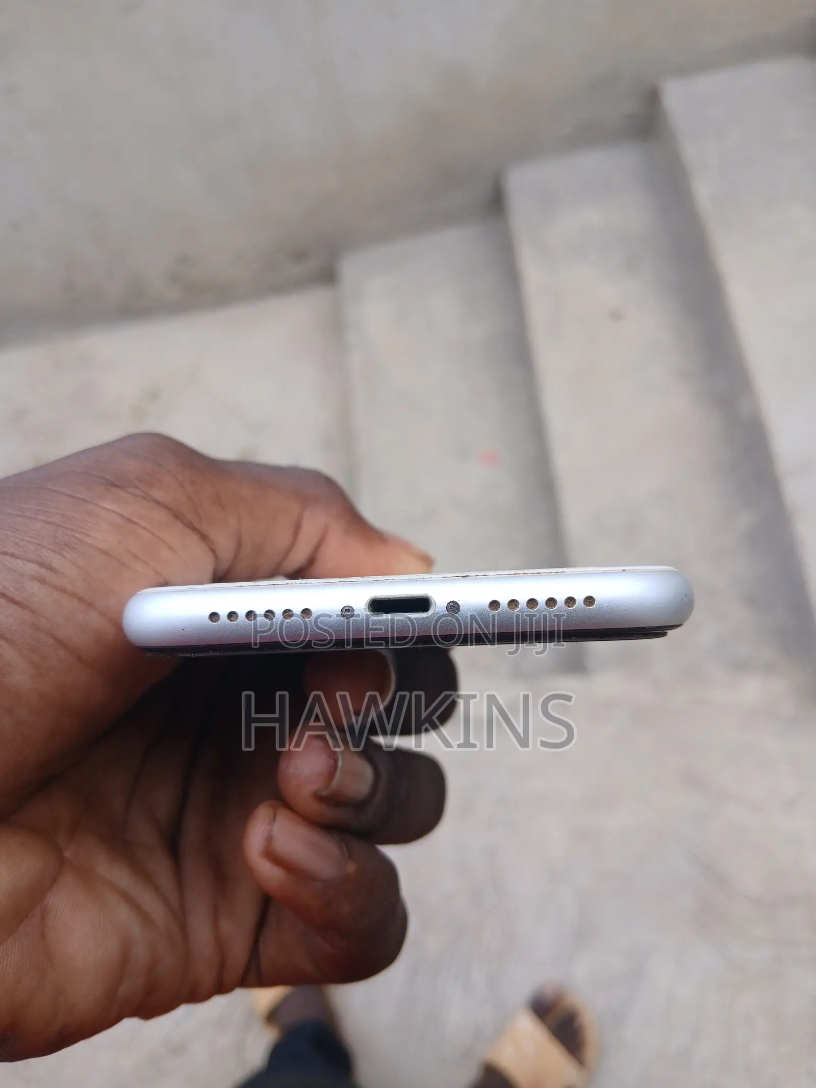 Apple iPhone XR 64 GB White