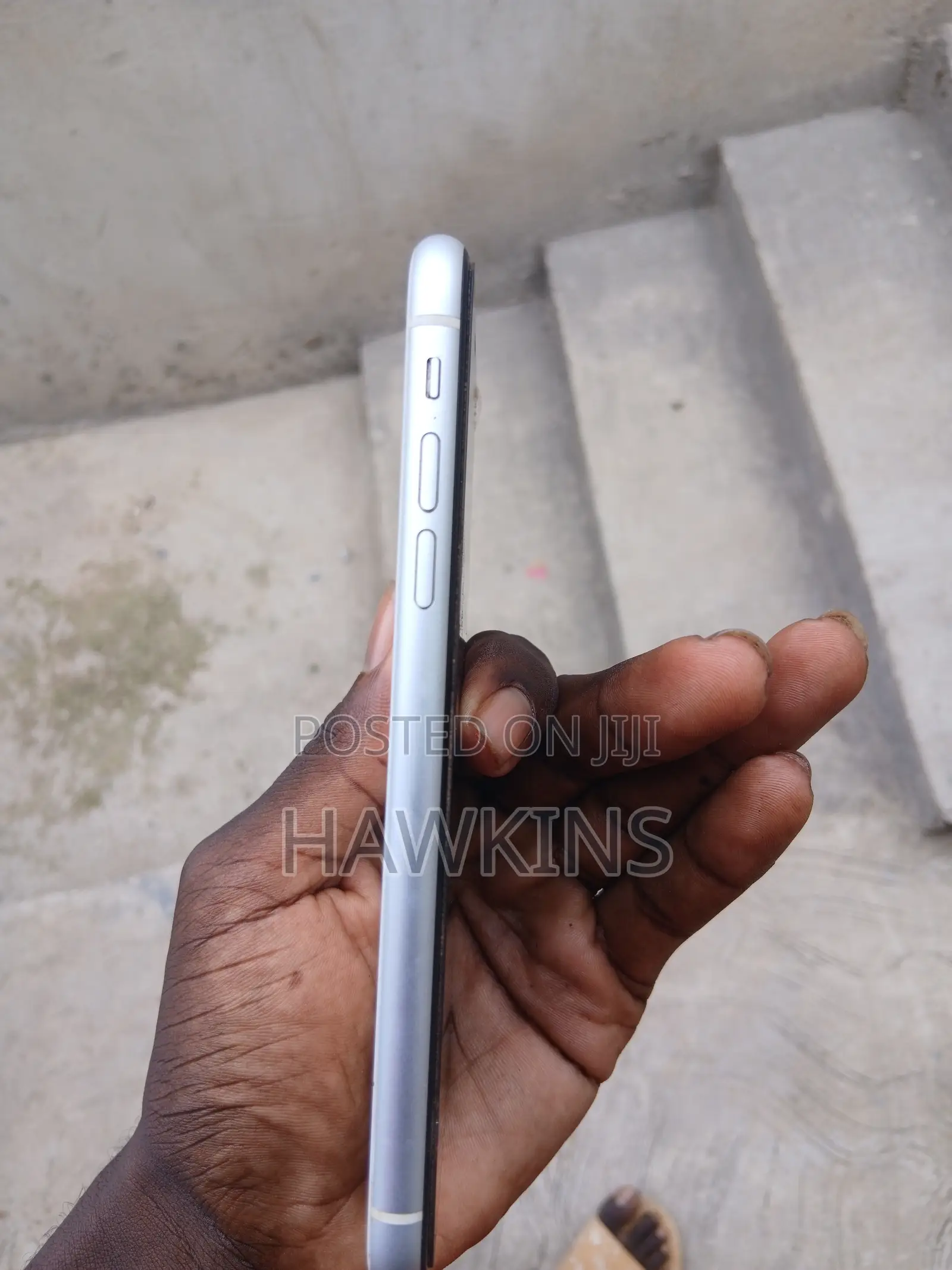 Apple iPhone XR 64 GB White