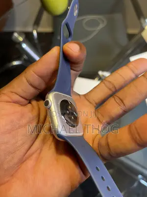 Apple Watch Series 10 42mm GPS + Cellular
