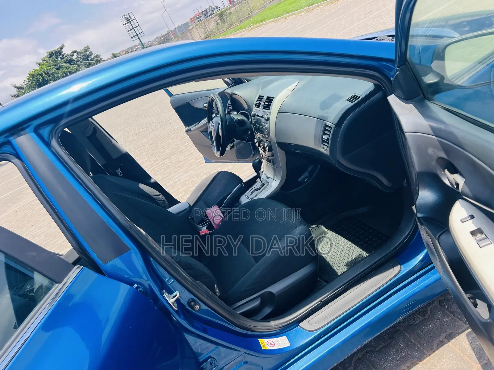 Toyota Corolla 2010 Blue