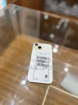 Apple iPhone 15 128 GB Yellow