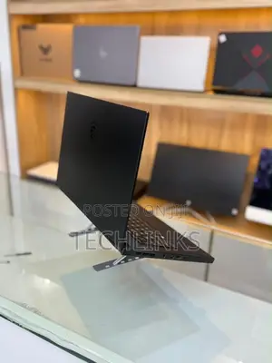 Laptop MSI 32GB Intel Core i9 SSD 1T