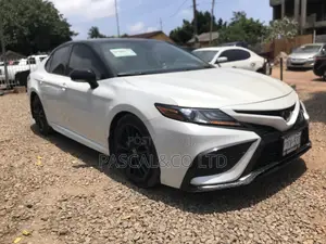 Toyota Camry XSE 2023 White