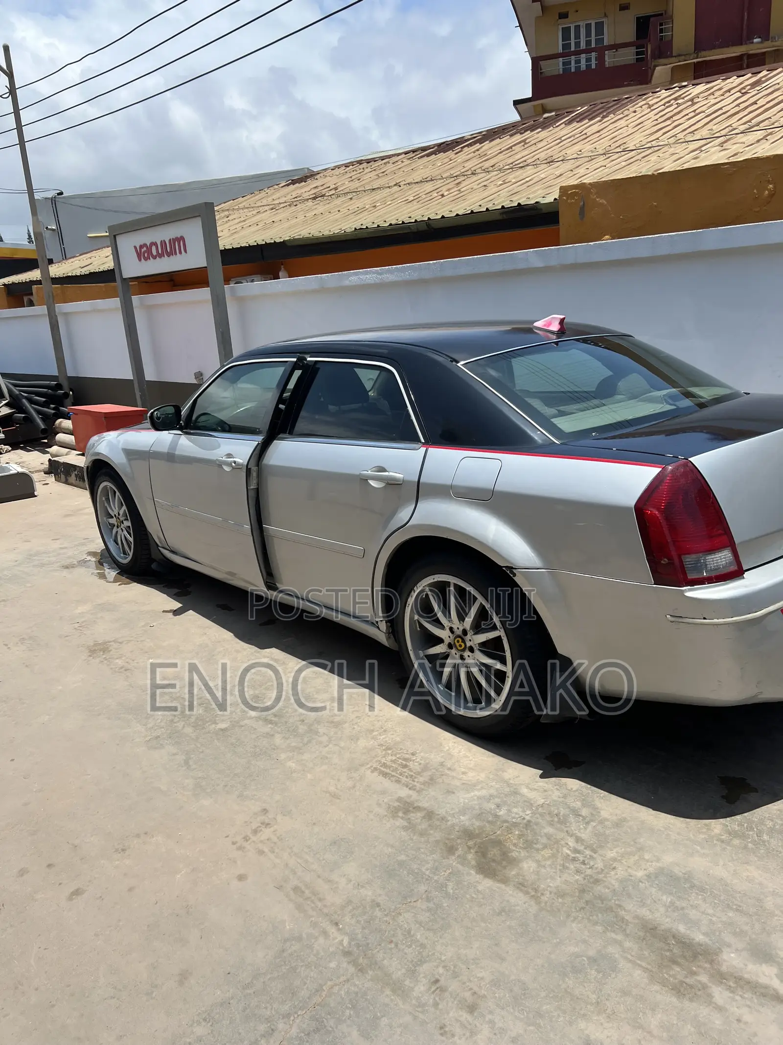 Chrysler 300C SRT8 RWD 2010