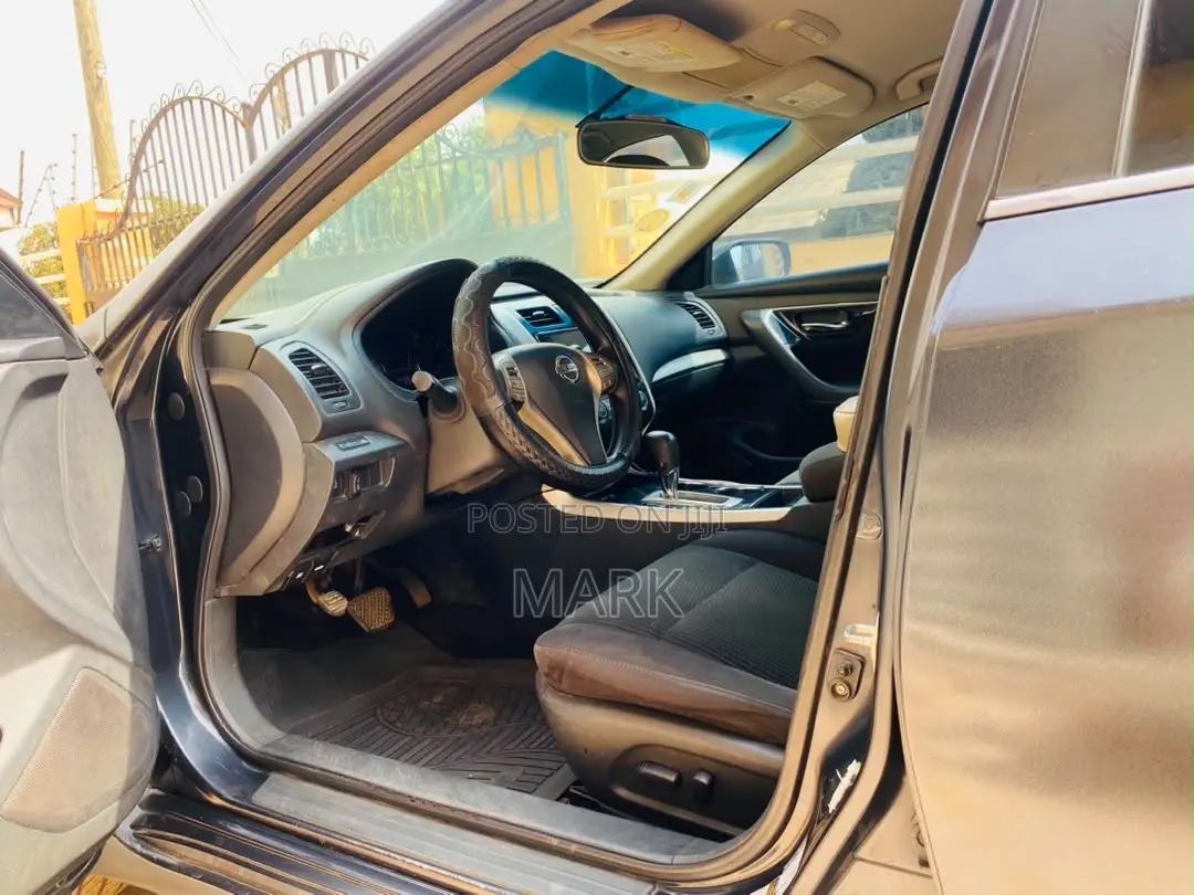 Nissan Altima 2014 Black