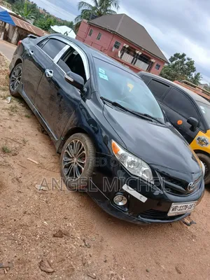 Toyota Corolla S 5-Speed 2013 Black
