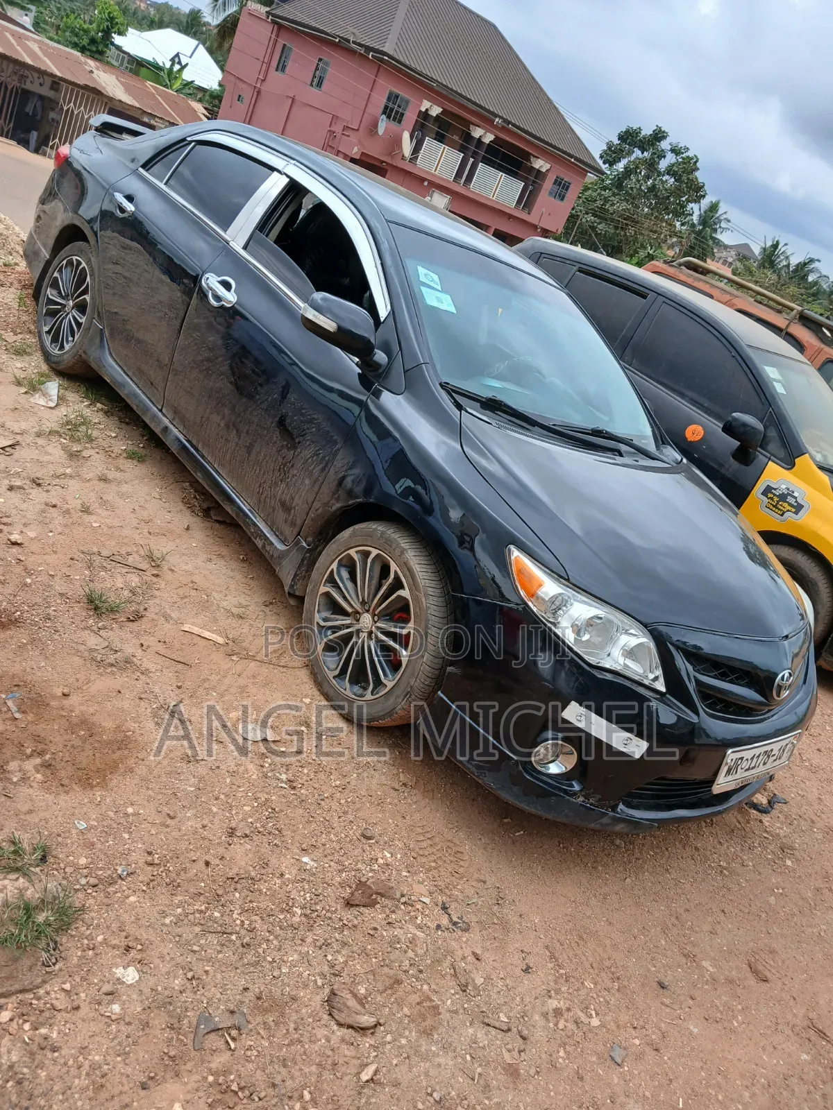 Toyota Corolla S 5-Speed 2013 Black