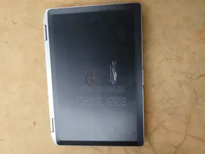 Laptop Dell Latitude 7400 4GB Intel Core i5 HDD 500GB