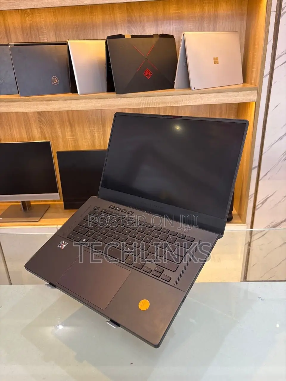 Laptop Asus ROG Zephyrus G15 24GB AMD Ryzen 9 SSD 1T