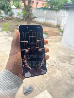 Apple iPhone 15 Plus 128 GB Pink