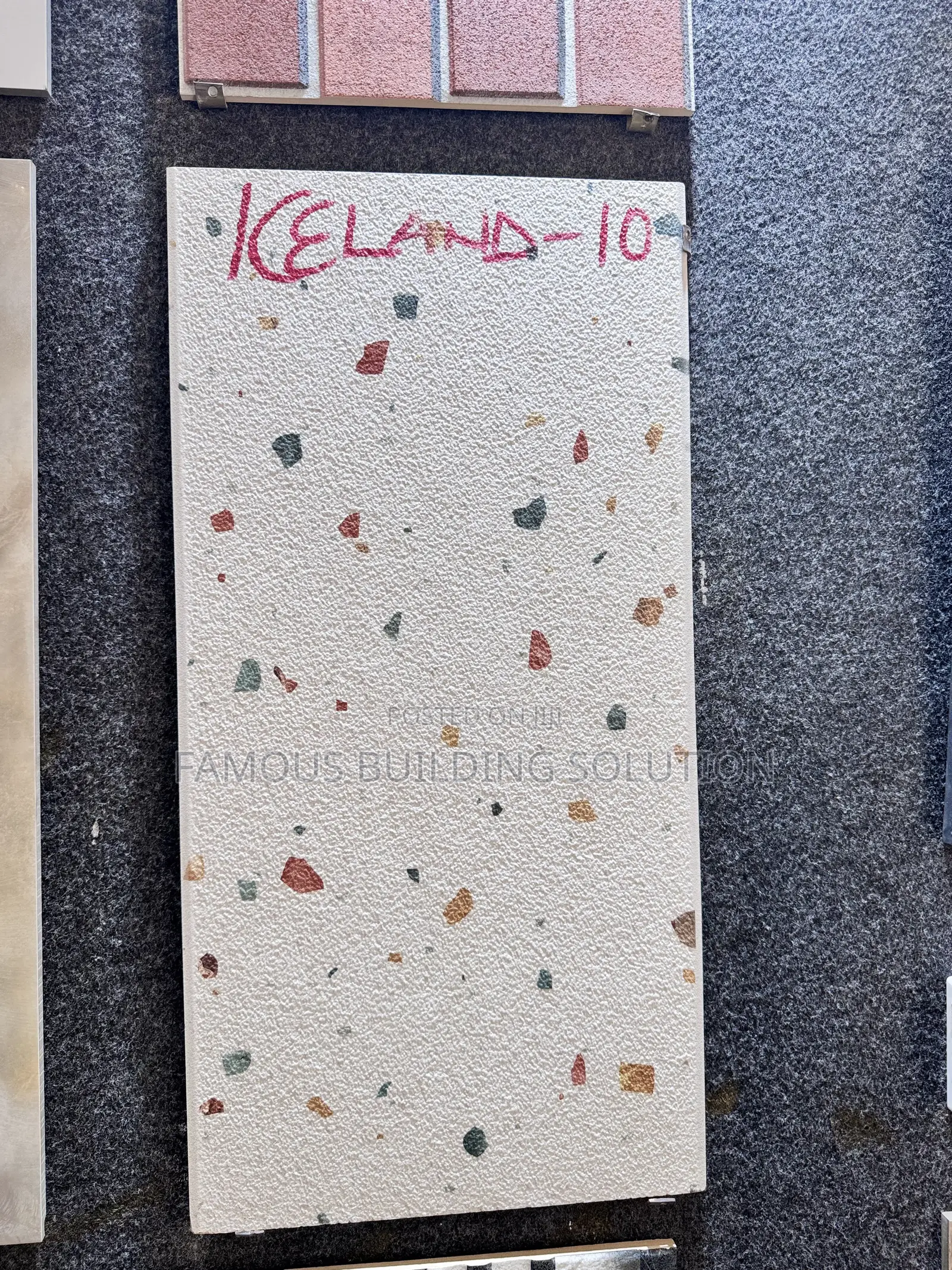 30/60 Facial Wall Tiles