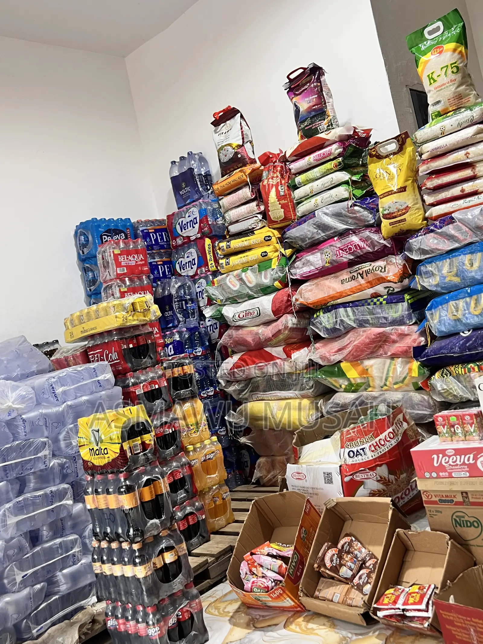 Foodstuffs and More