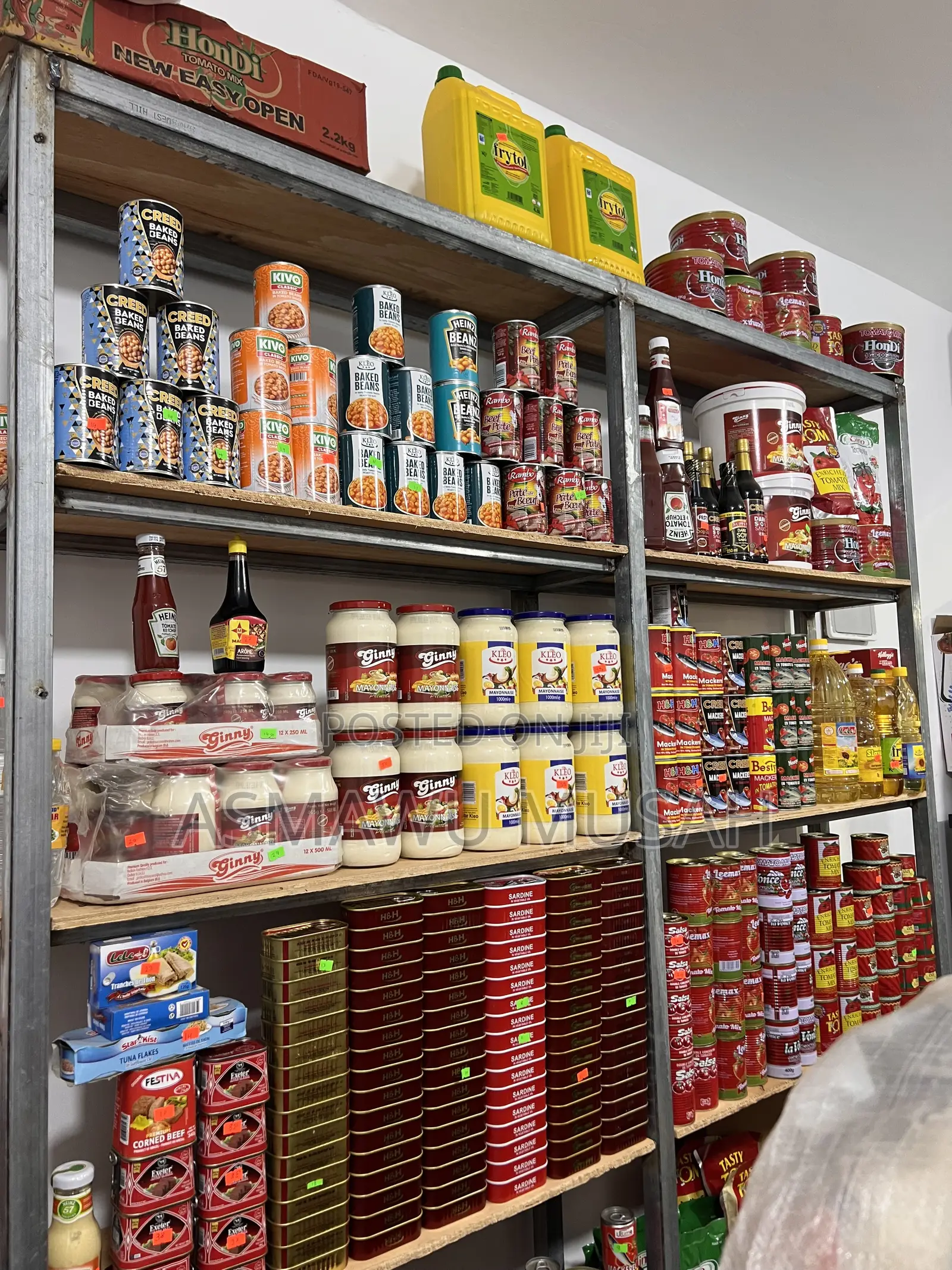 Foodstuffs and More