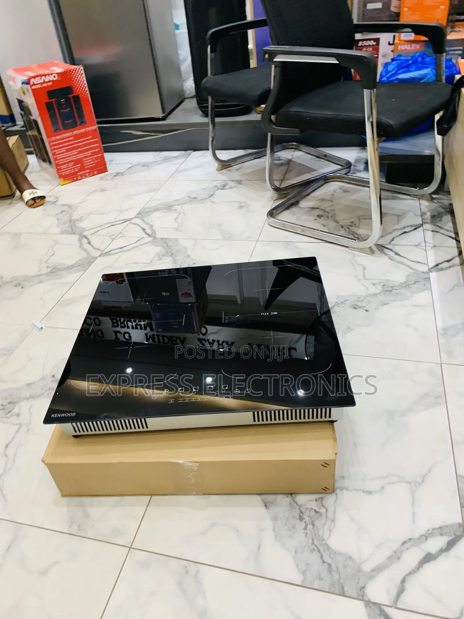 Lovely New Black Kenwood 4burner Electric Cooker 60CM