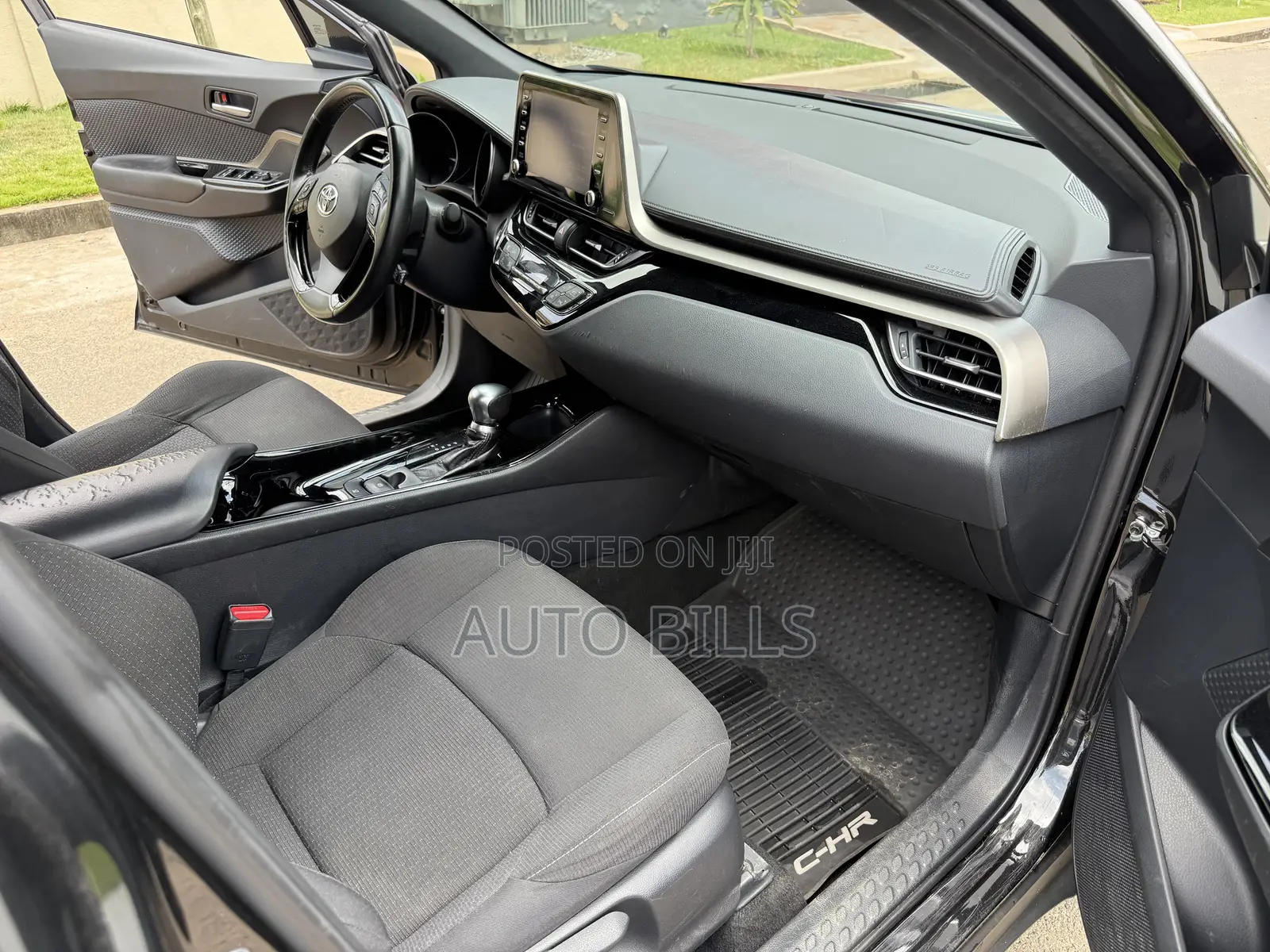 Toyota C-HR LE FWD 2019 Black