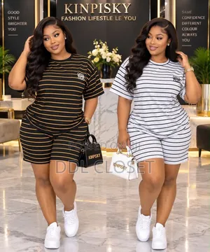 2-Piece Striped Lounge Set