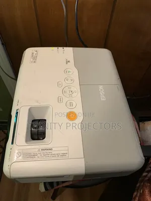 Epson PowerLite 905