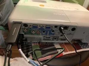Epson PowerLite 905