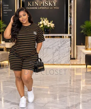 2-Piece Striped Lounge Set