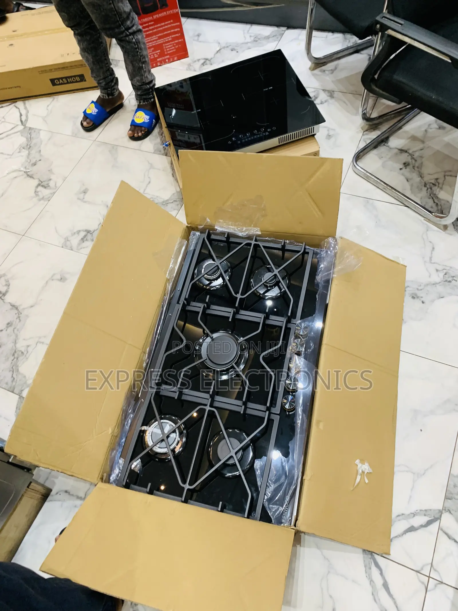 Limited Stock Gas Cooker Built Kenwood 5burner