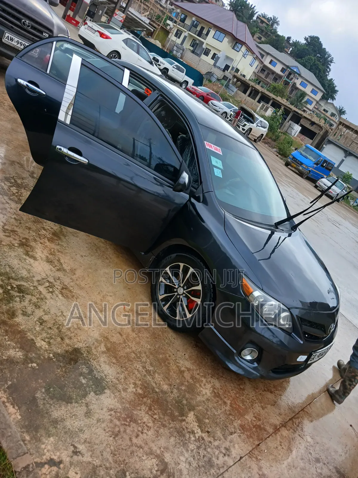 Toyota Corolla S 5-Speed 2013 Gray