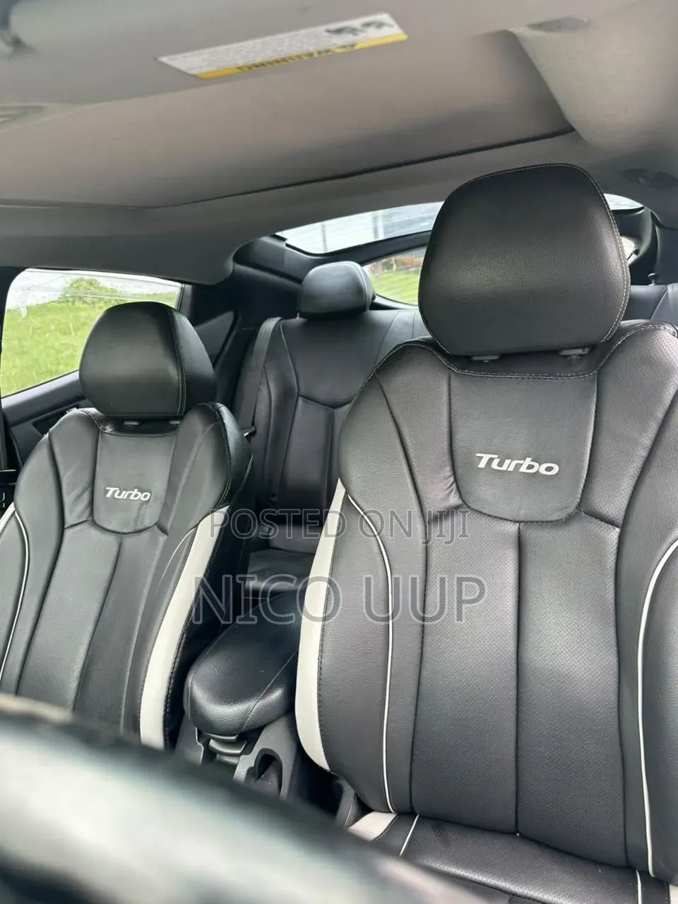 Hyundai Veloster Automatic 2012