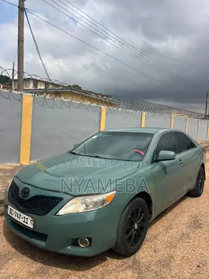Toyota Camry Base 4dr Sedan (2.4L 4cyl 5M) 2009 Green