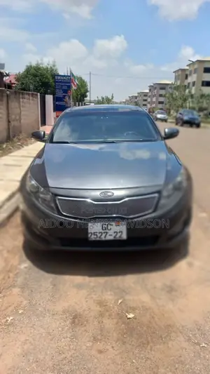 Kia Optima EX Turbo Sedan (2.0L 6cyl 6A) 2012 Gray