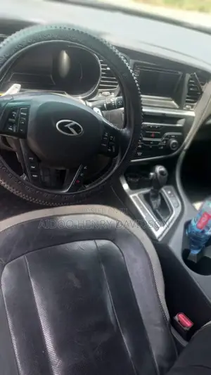 Kia Optima EX Turbo Sedan (2.0L 6cyl 6A) 2012 Gray