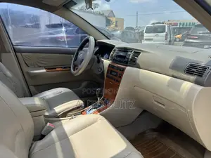 Toyota Corolla 2005 Silver