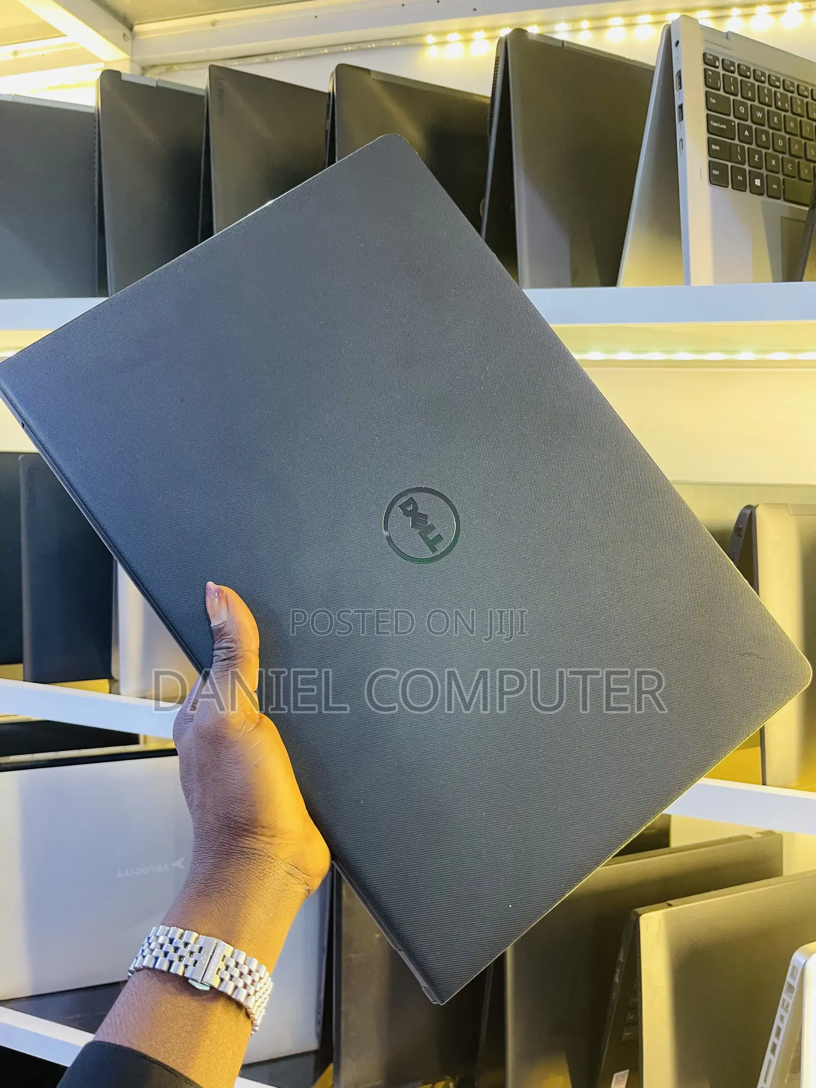 Laptop Dell Inspiron 15 8GB Intel Core i3 HDD 1T