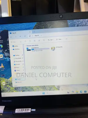 Laptop Toshiba Satellite Pro A300 8GB Intel Core i5 SSD 256GB