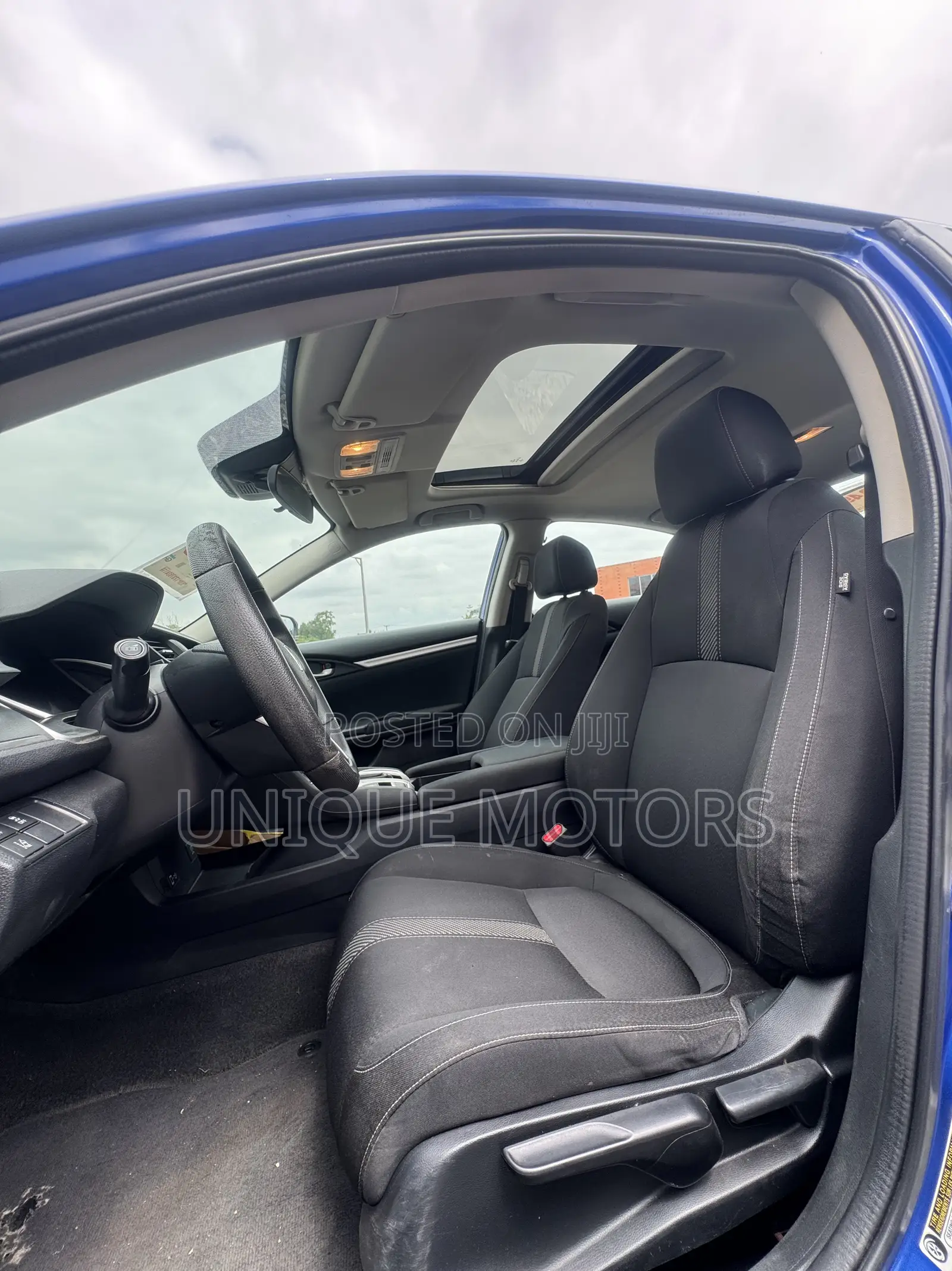 Honda Civic EX 4dr Sedan (2.0L 4cyl) 2017 Blue