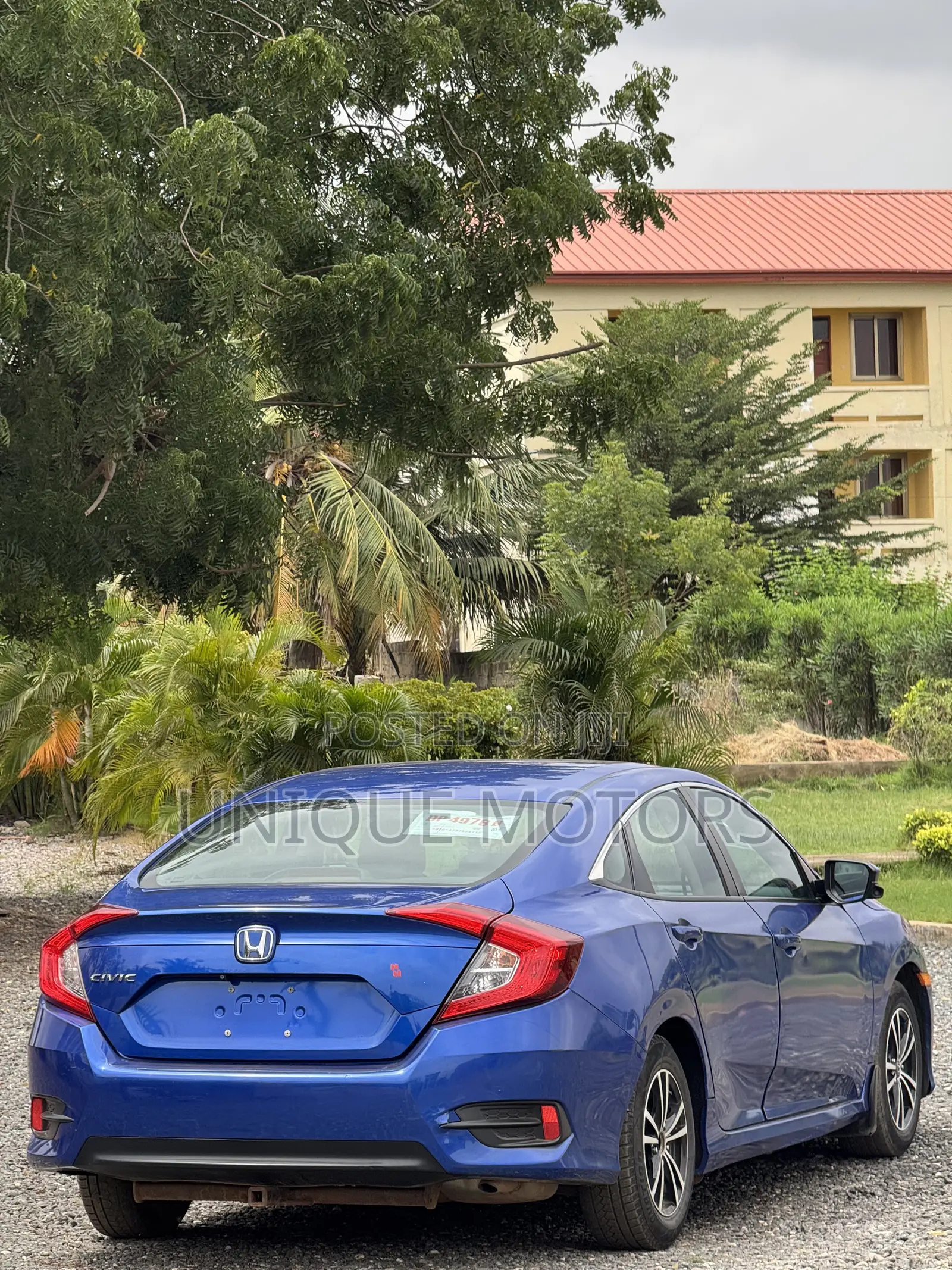 Honda Civic EX 4dr Sedan (2.0L 4cyl) 2017 Blue