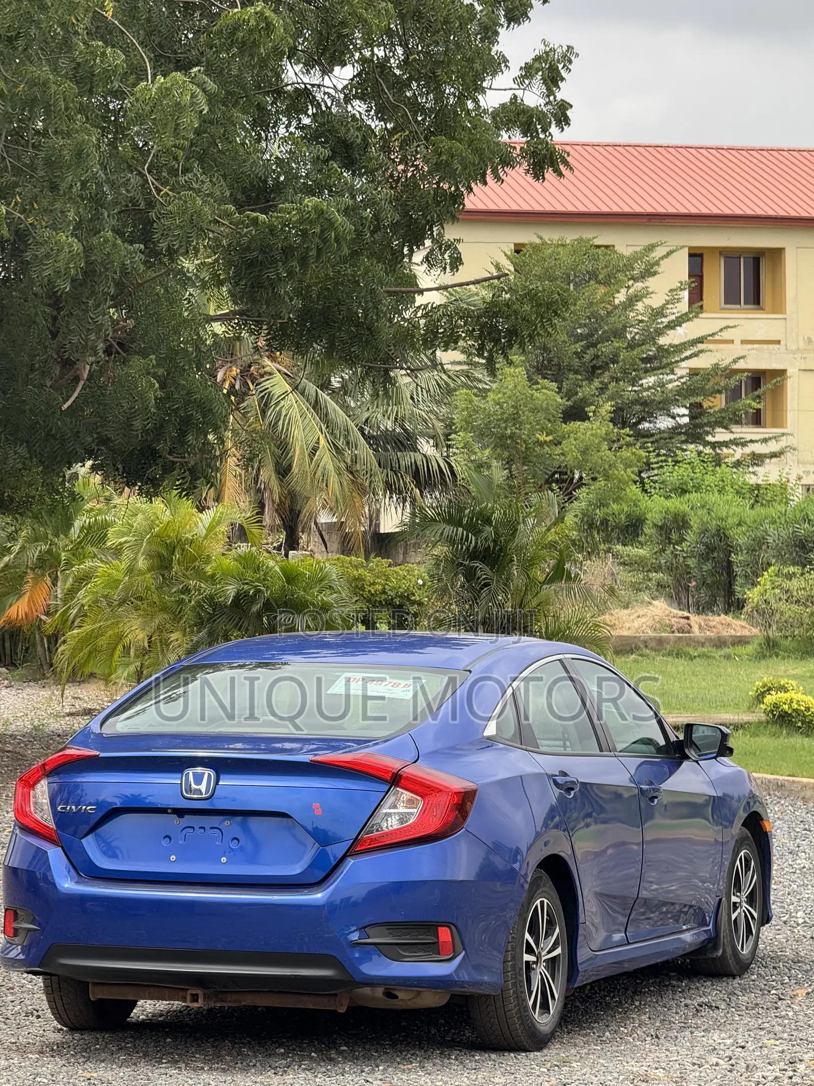 Honda Civic EX 4dr Sedan (2.0L 4cyl) 2017 Blue