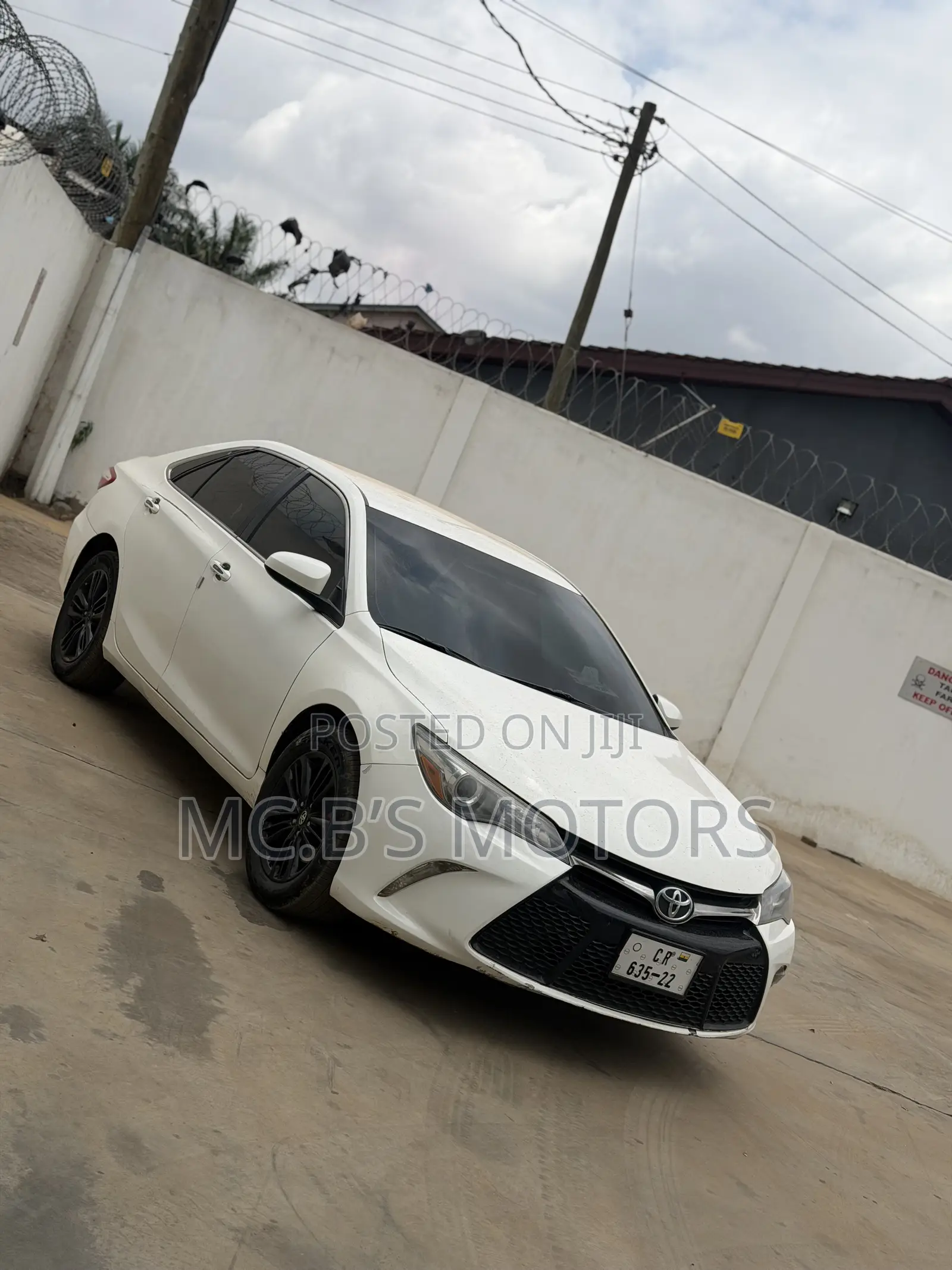 Toyota Camry 2016 White